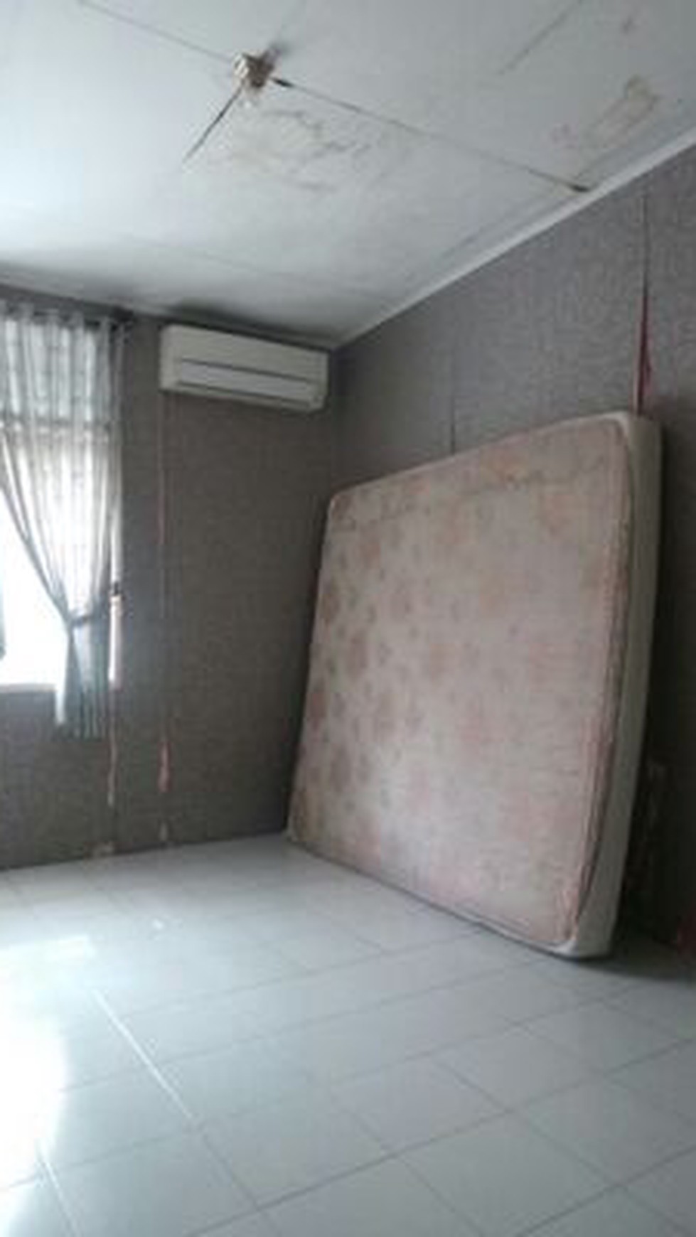 Rumah Minimalis,Bagus,di Sektor 7 Bintaro Jaya,