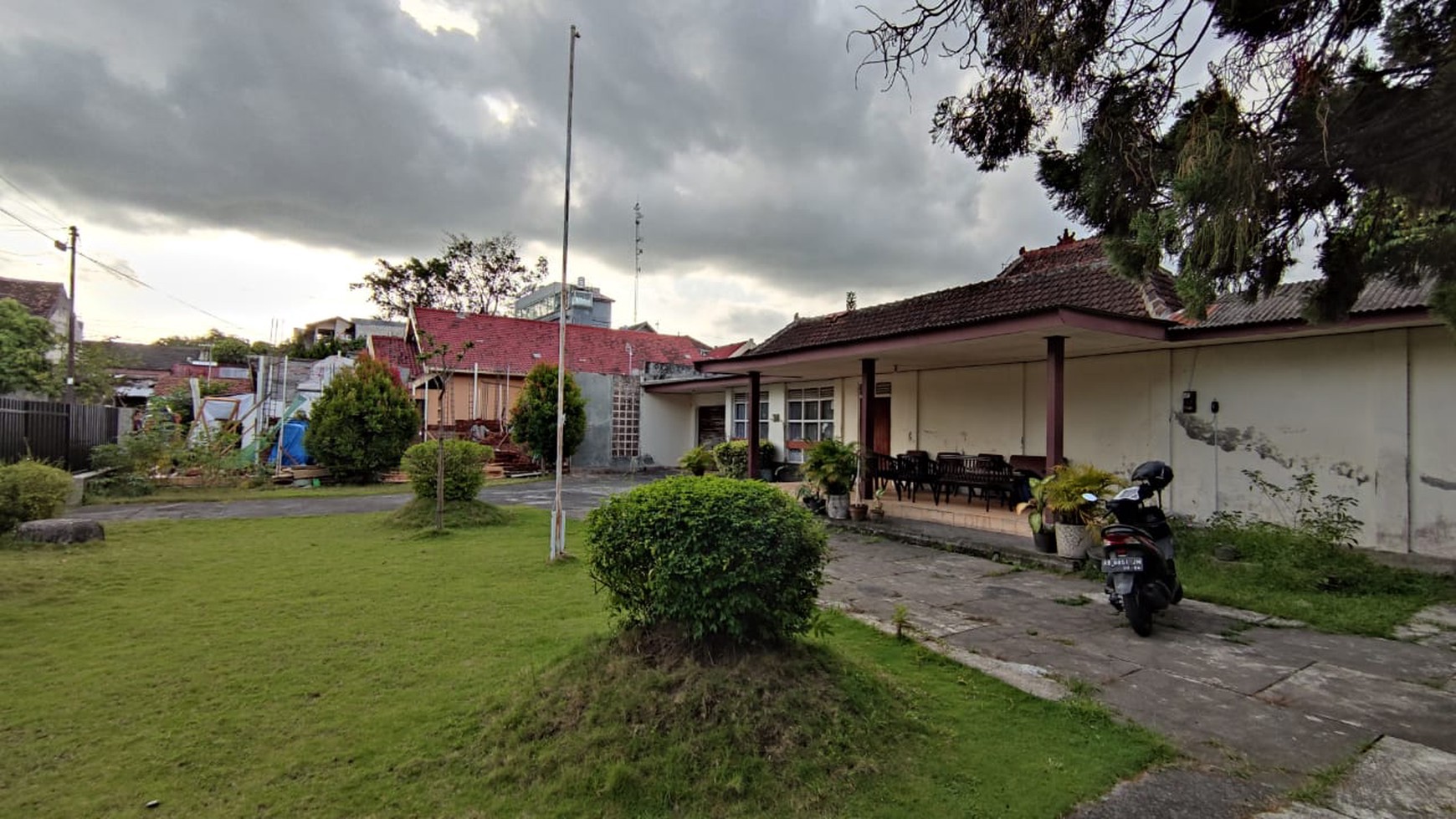 RUMAH TINGGAL DISEWAKAN DI DEKAT JOKTENG LOR, KRATON, YOGYAKARTA