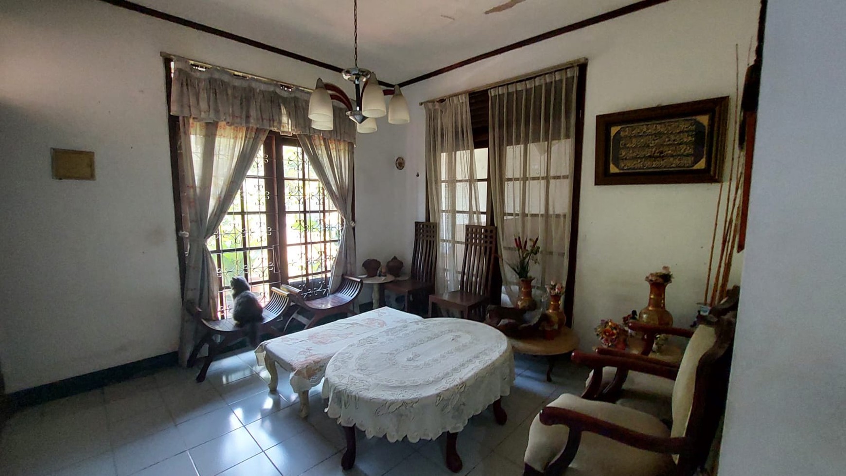 Rumah 2 lantai lokasi strategis di Bintaro