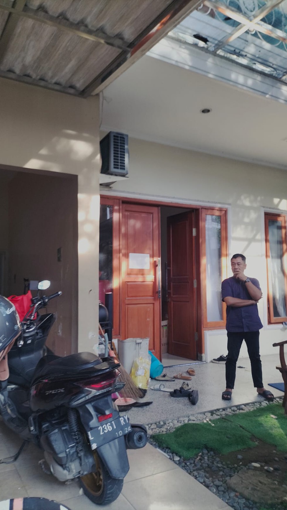 DIJUAL RUMAH LUAS SIMPANG DARMO PERMAI SELATAN