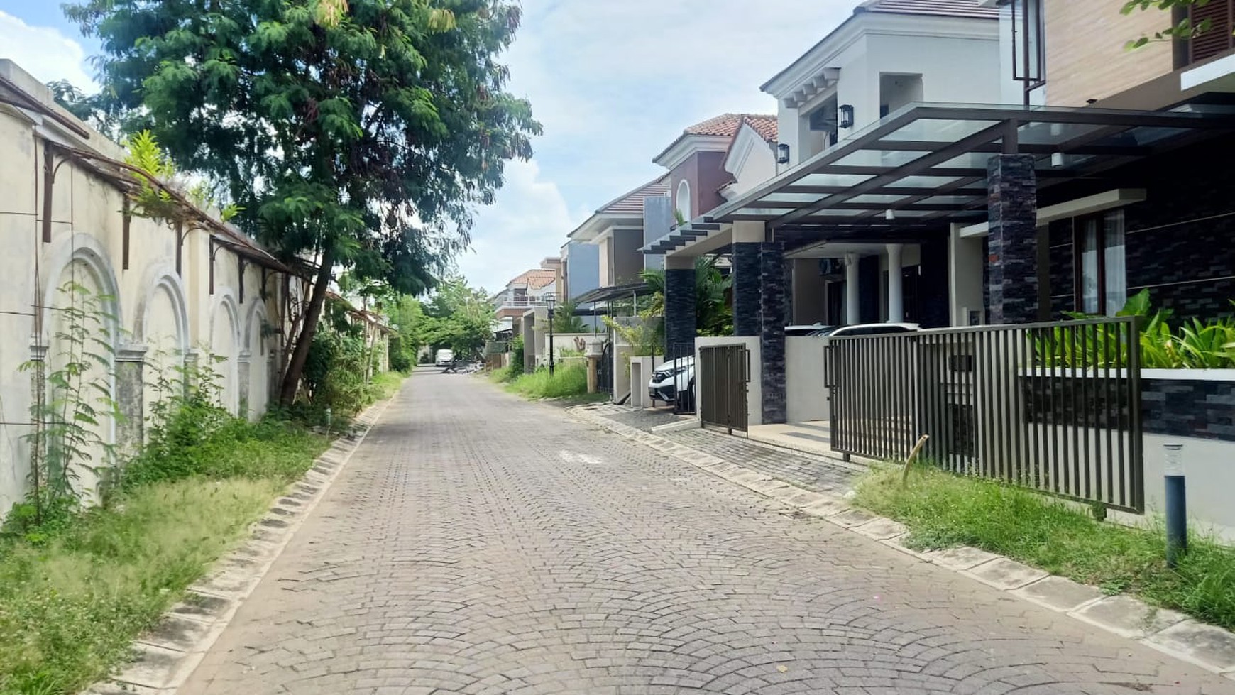 DIJUAL Rumah Mewah di Casa Grande, Sleman