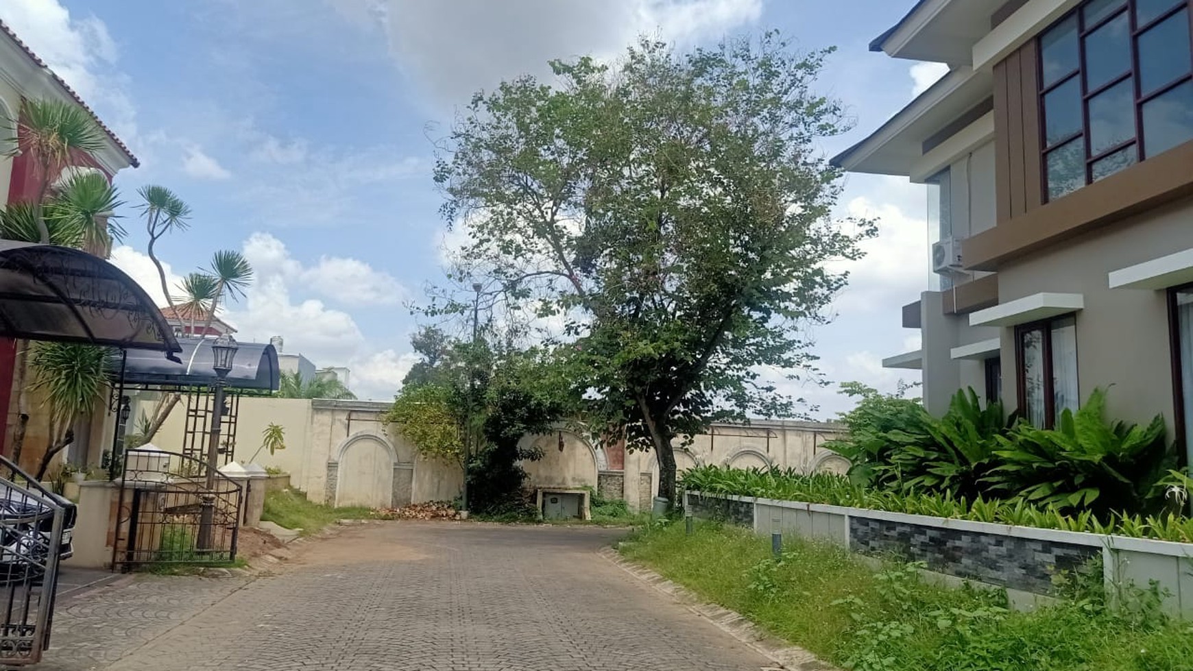 DIJUAL Rumah Mewah di Casa Grande, Sleman