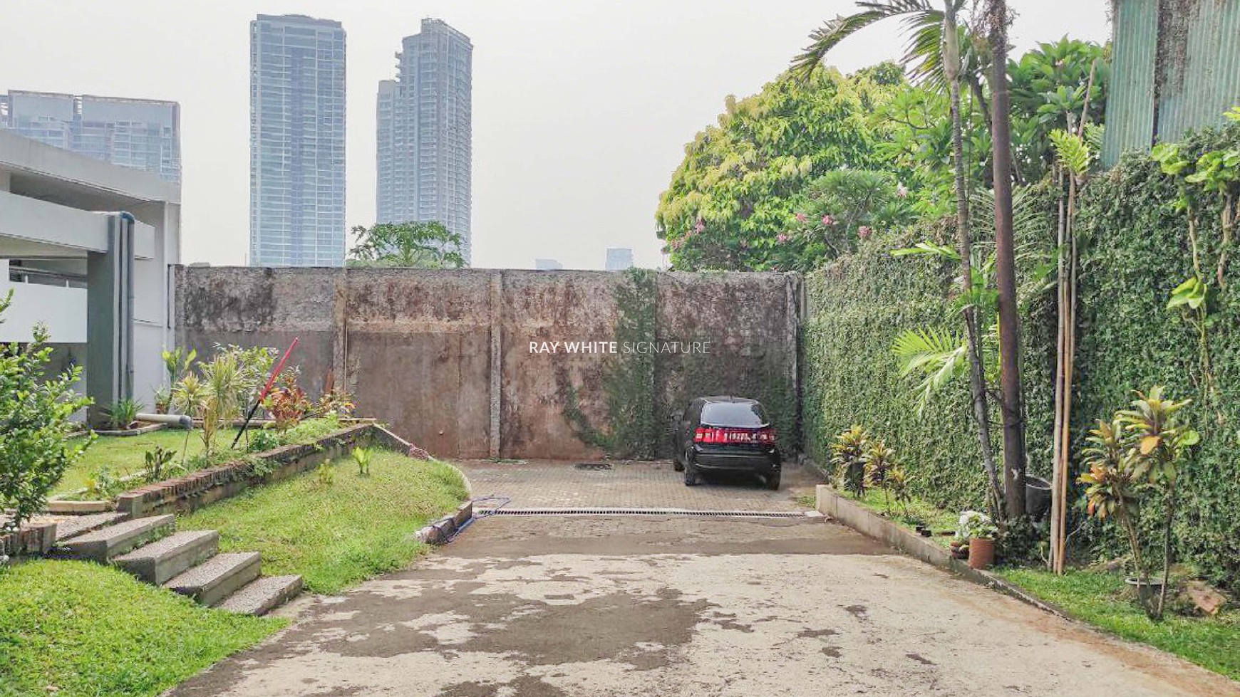 Rumah Mewah Nyaman di Jl Kemang Utara IV Cocok Untuk Office