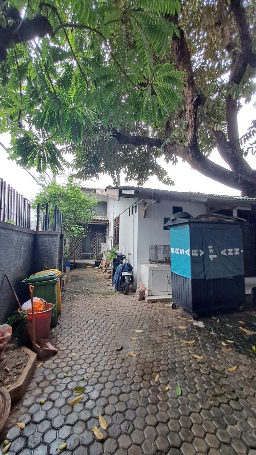 Dijual Rumah Induk dan Kos-kosan Lokasi Strategis @Mampang