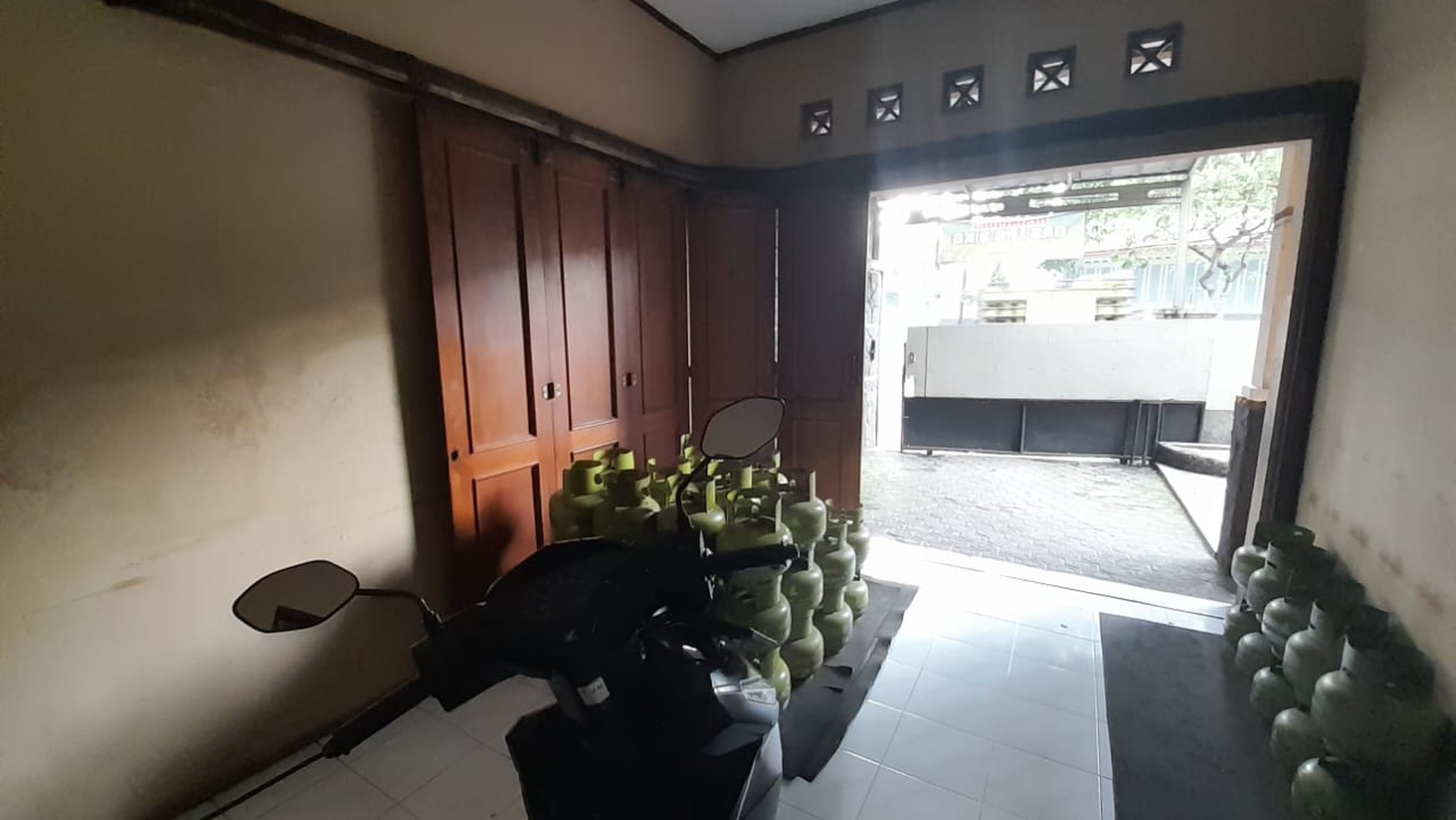 Rumah di Mainroad Jalan Karasak Lama Sayap Mekarwangi