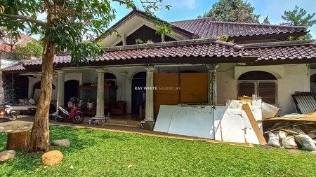 Rumah Hitung Tanah di Jl Panglima Polim 3 Kebayoran Baru