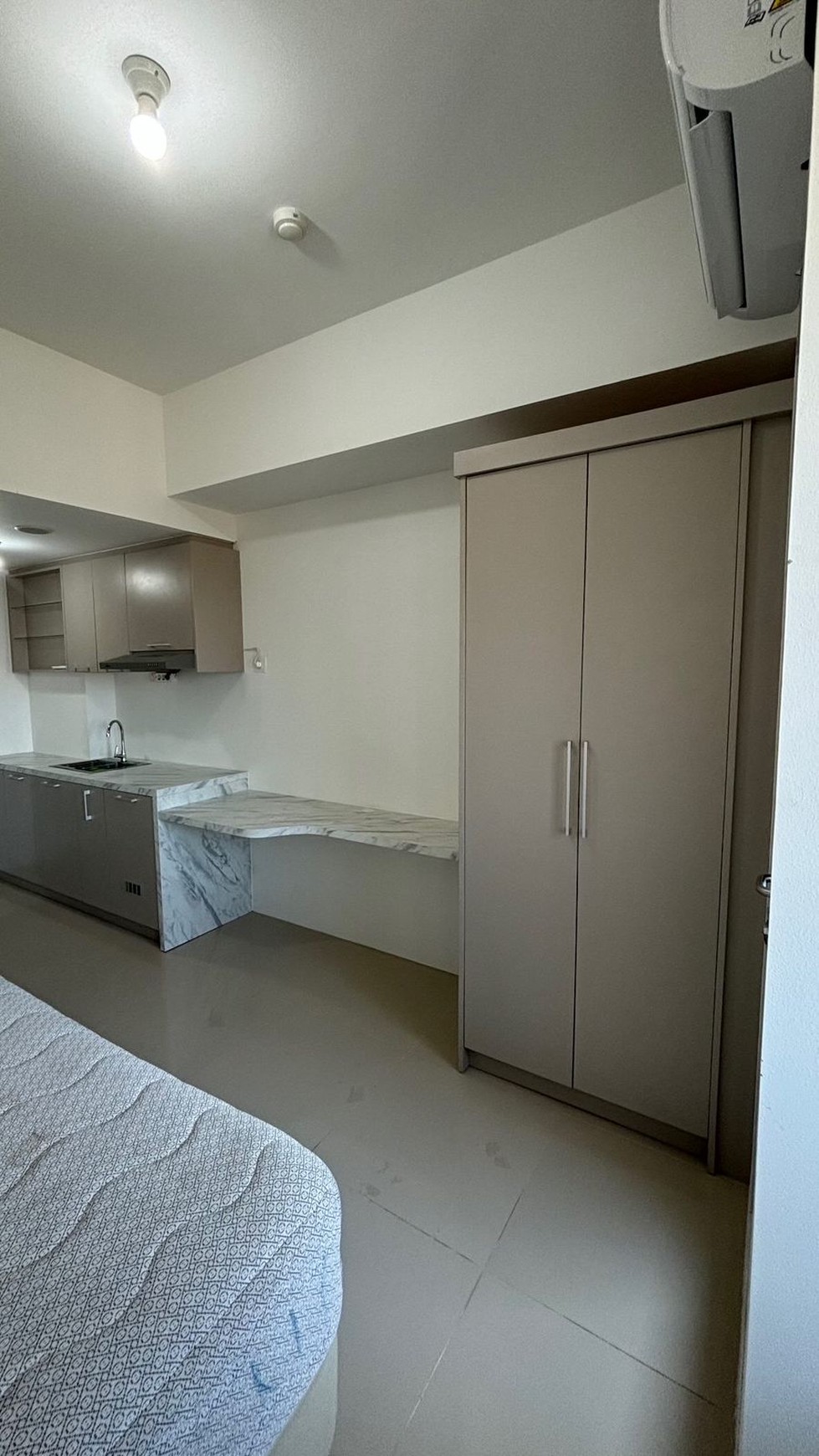 Disewakan Apartemen Vittorio Ciputra Wiyung Tipe STUDIO Full Furnished New Baru Dekat Pakuwon Mall, Akses TOL Gunung Sari