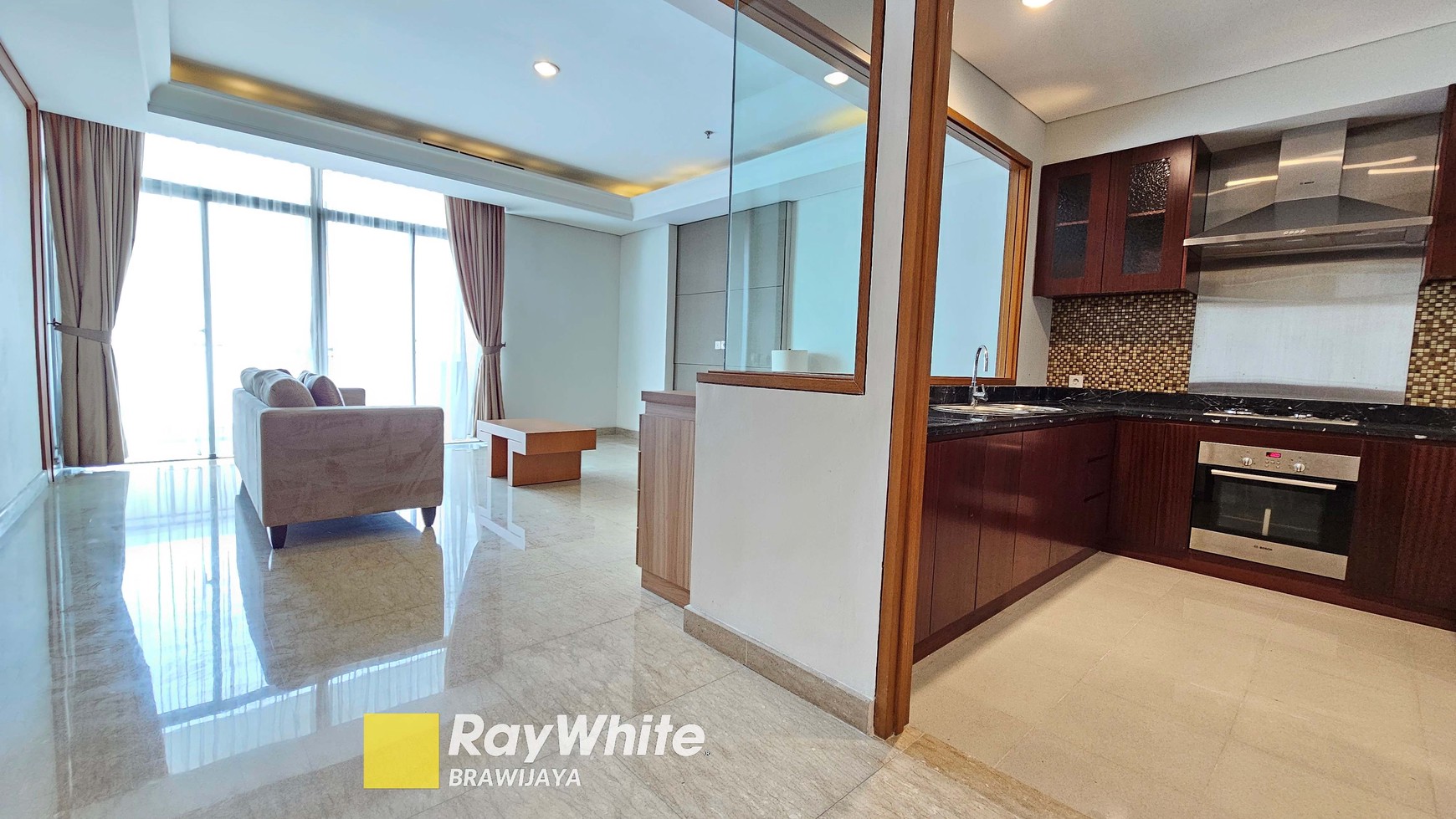 Apartemen Essence Darmawangsa, South Tower, High Floor, 3 BR, Furnished