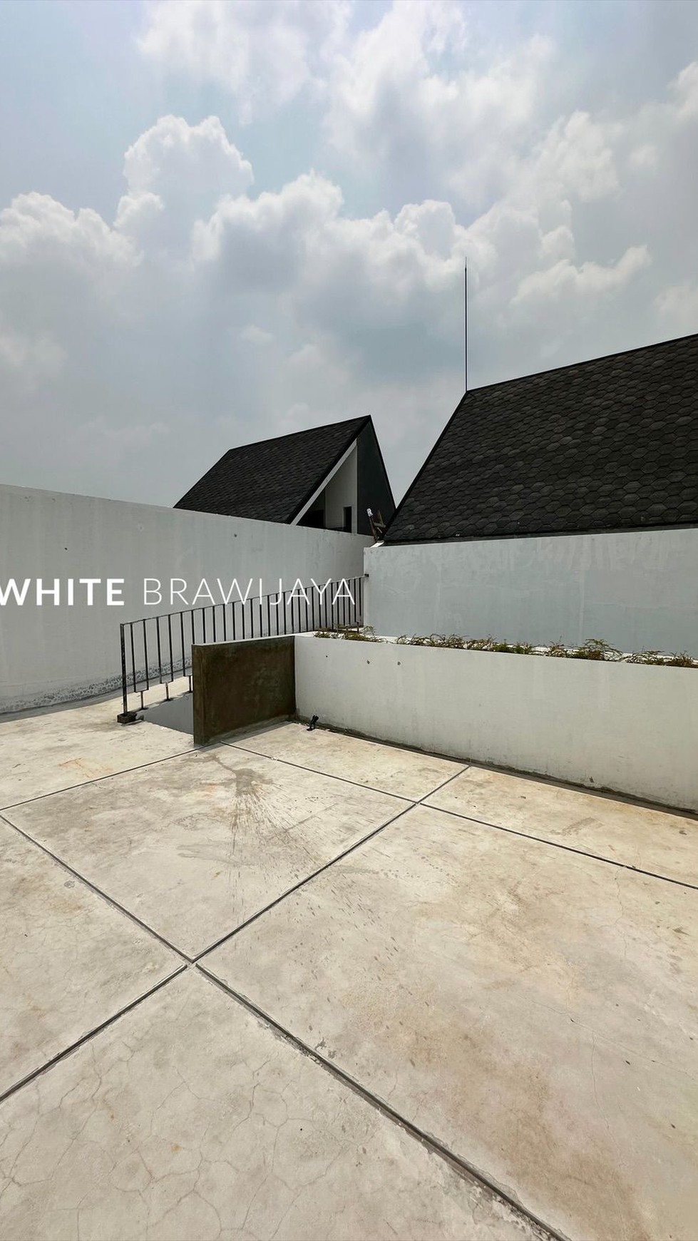 Rumah Hitung Tanah Area Cipete