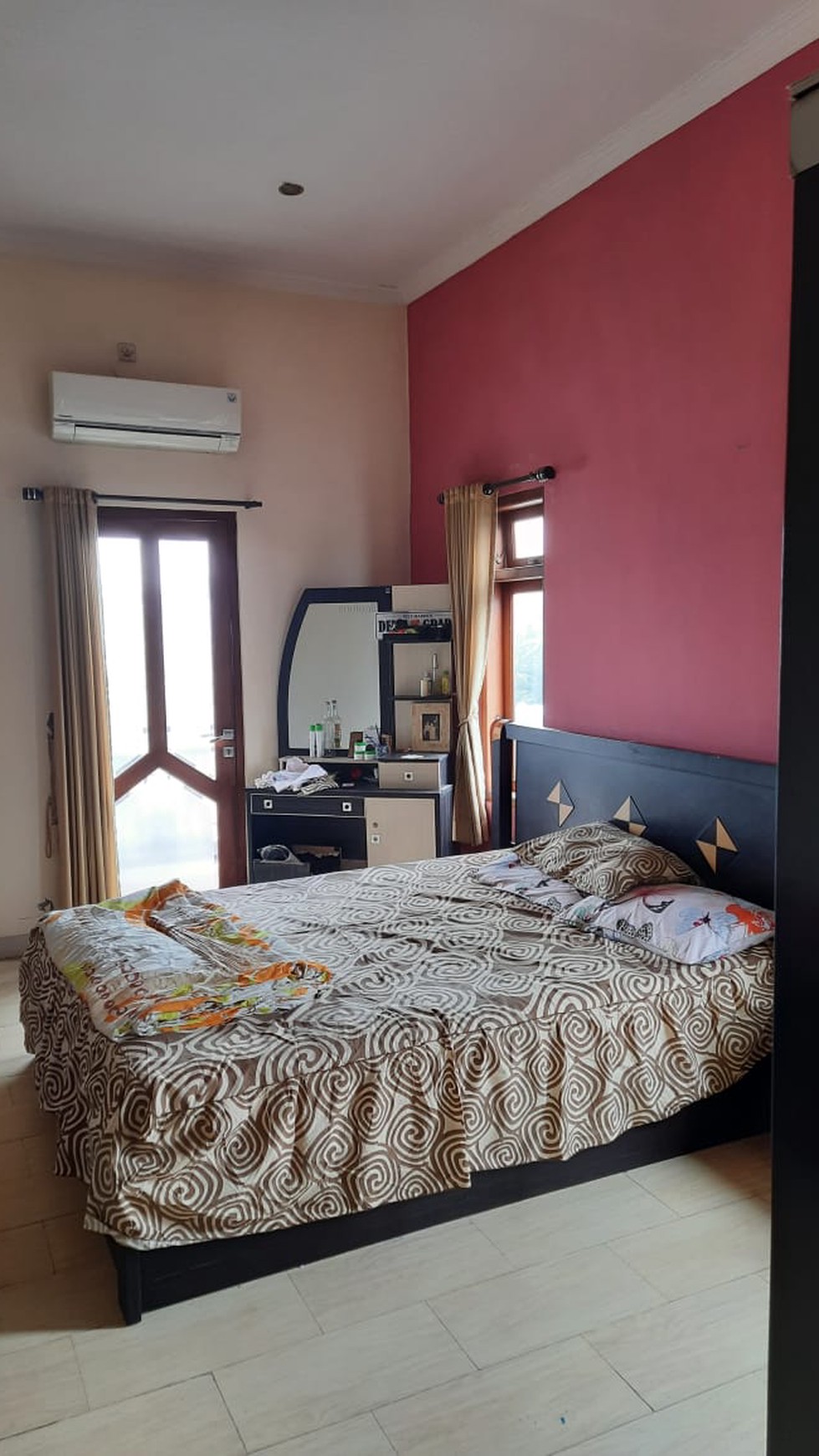 RUMAH MEWAH DI JL PERWIRA, DEKAT RINGROAD TIMUR, BANGUNTAPAN