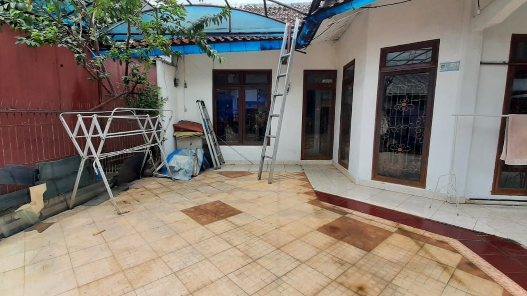 Dijual Rumah Luas Cinere 