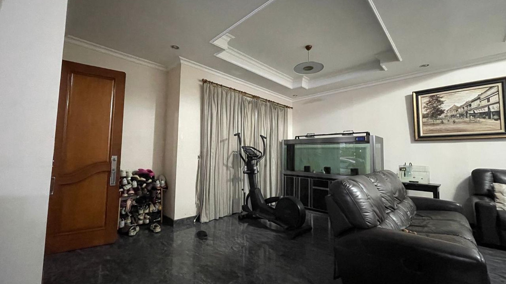 Rumah bagus, Rapi, dengan lingkungan yang aman dan nyaman di Bintaro Sektor 2