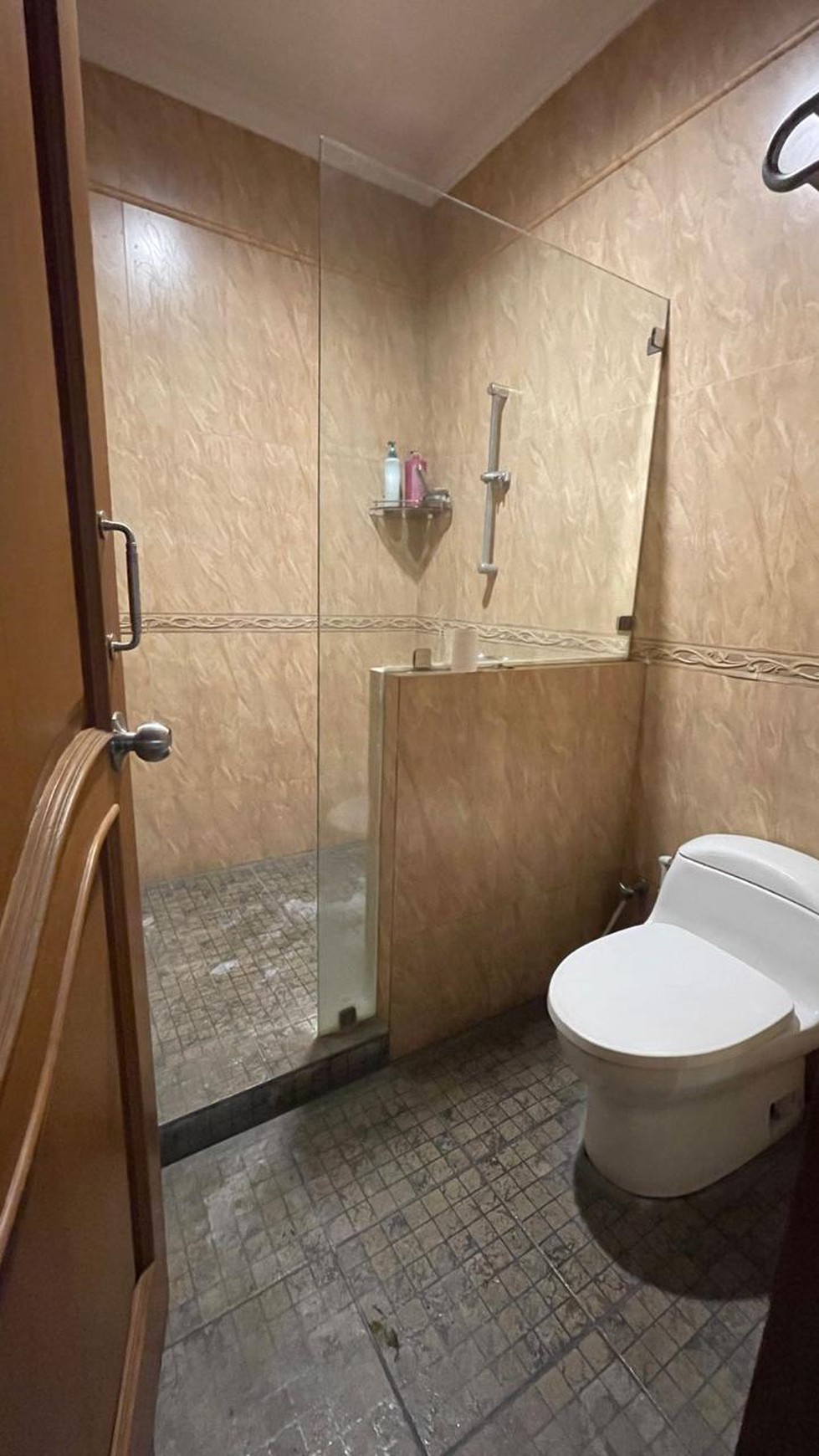 Rumah bagus, Rapi, dengan lingkungan yang aman dan nyaman di Bintaro Sektor 2