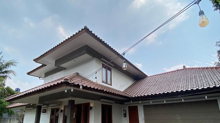 RUMAH AREA CILANDAK JAKSEL , STRATEGIS - DIJUAL CEPAT