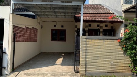 Rumah 1 lantai. bebas banjir siap huni di Bintaro