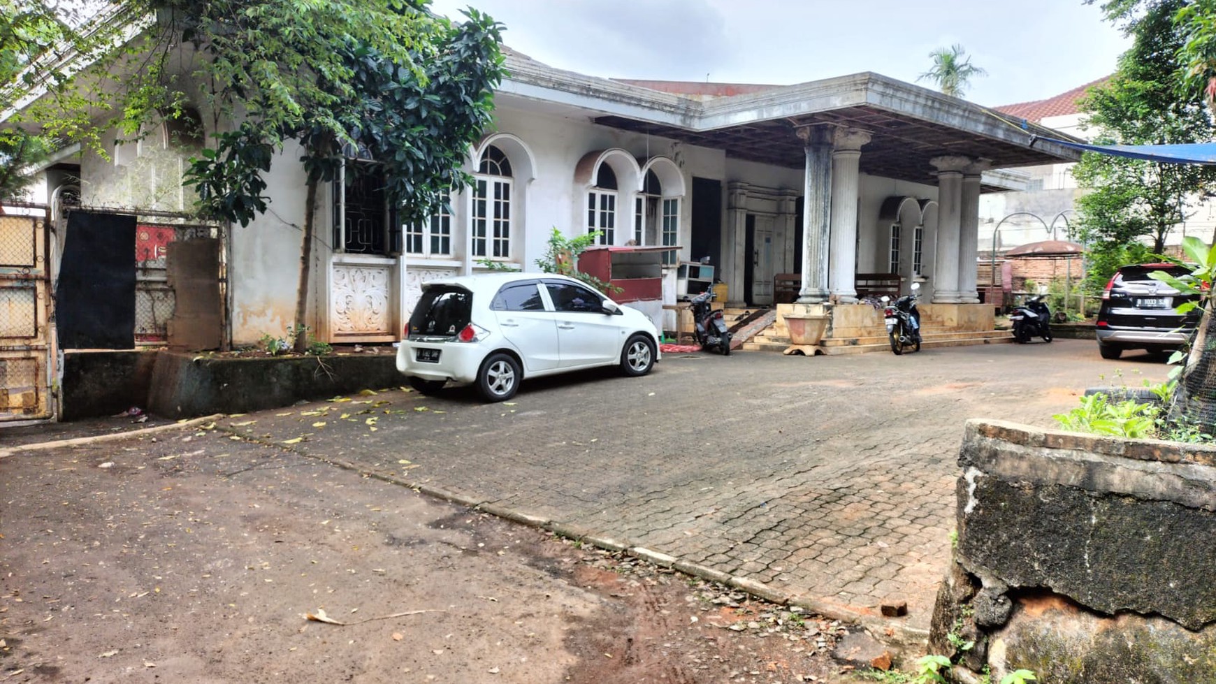 Rumah Hitung Tanah Area Cipete