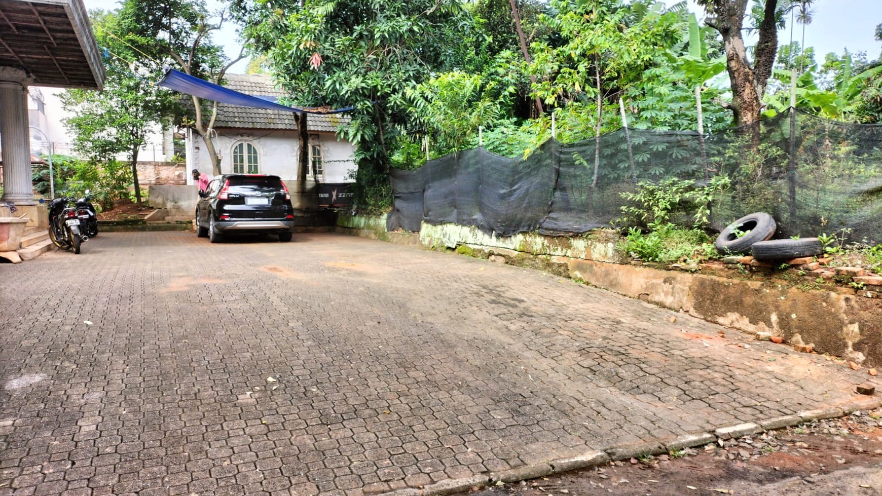 Rumah Hitung Tanah Area Cipete