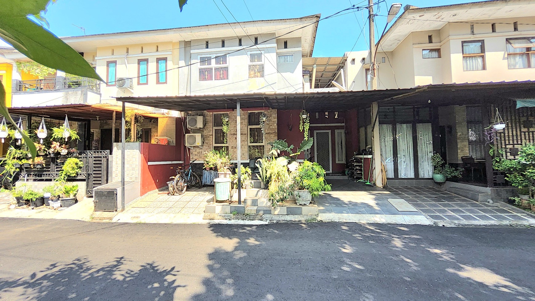 Rumah Bagus Siap Huni di Griya Pesona Rama Jl. Legoso Raya, Ciputat, Tangerang Selatan