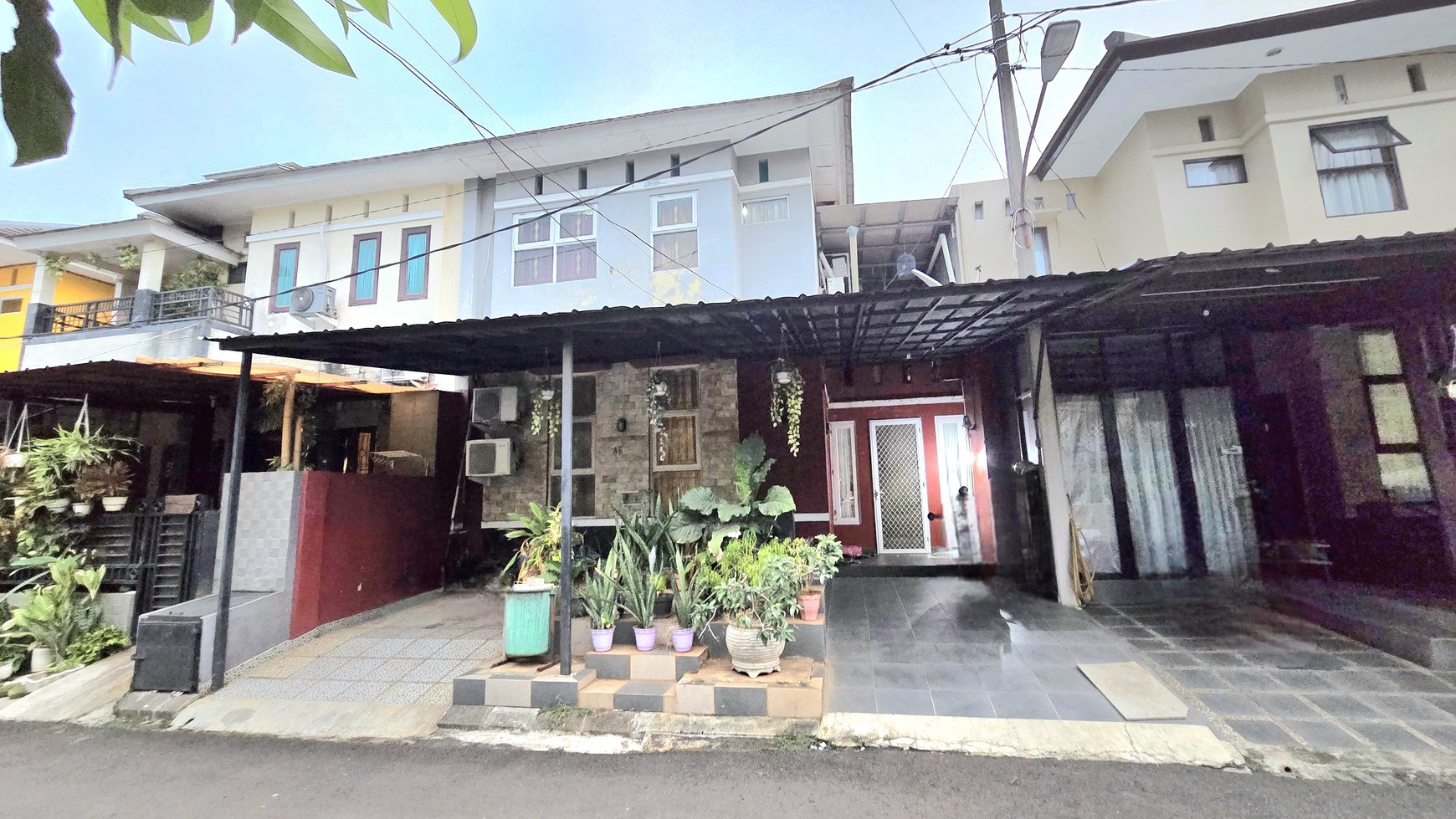 Rumah Bagus Siap Huni di Griya Pesona Rama Jl. Legoso Raya, Ciputat, Tangerang Selatan