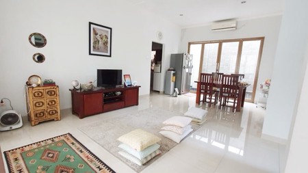 Rumah di Emerald Garden, Hoek, murah di Sektor 9