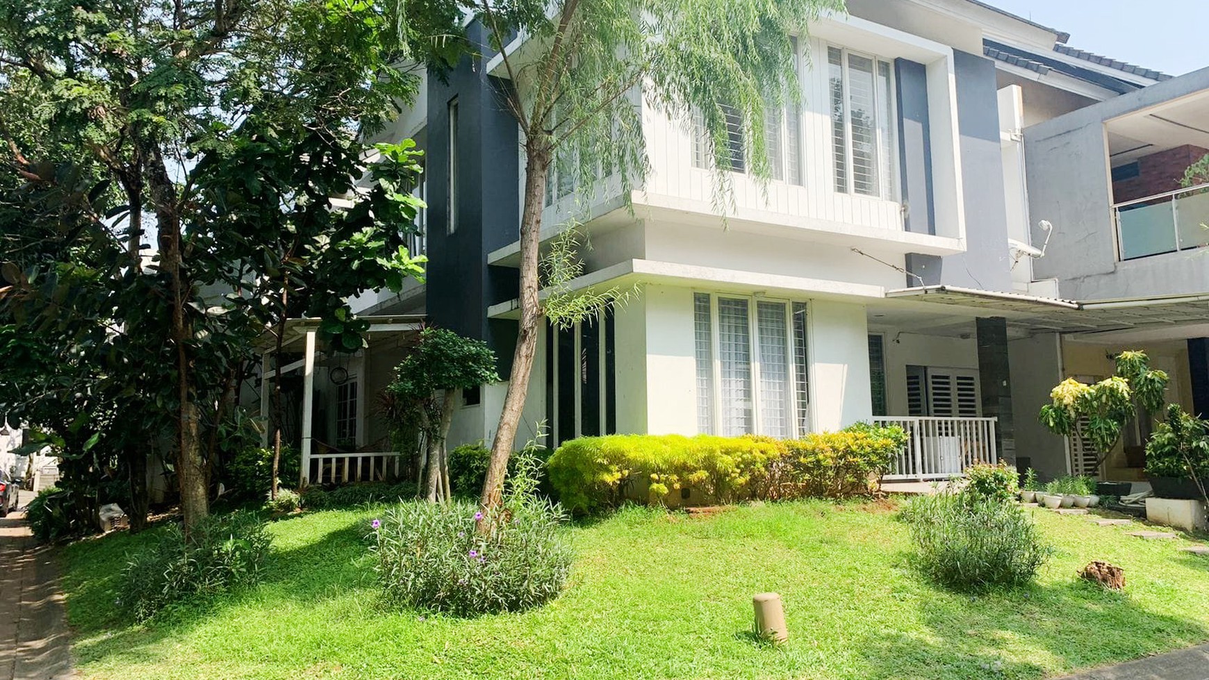 Rumah Hoek di Emerald View Bintaro, Sektor 9 Bintaro Jaya