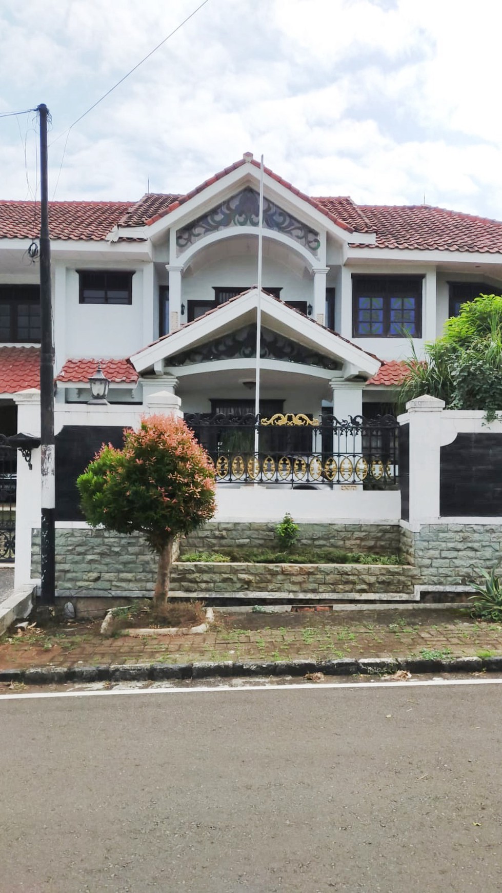 Rumah Bagus Di Jl Mega Mendung Puri Cinere Depok