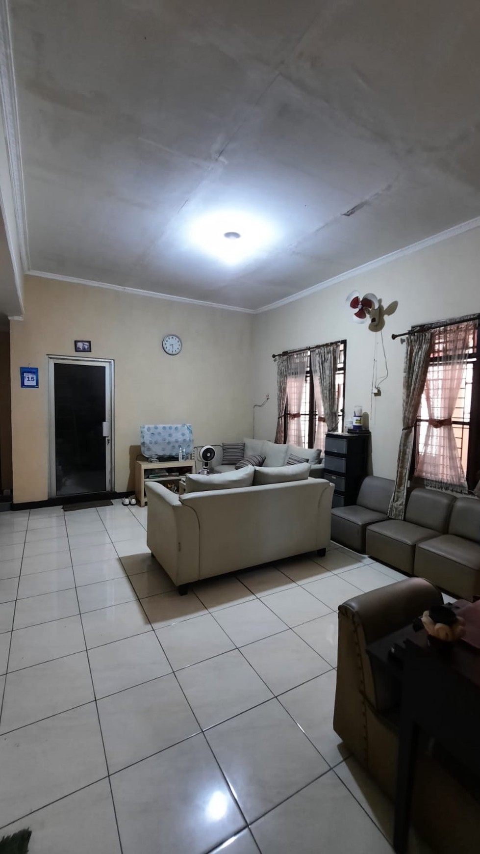 Dijual Rumah Jalan Anggrek , CIbodas _ Tangerang