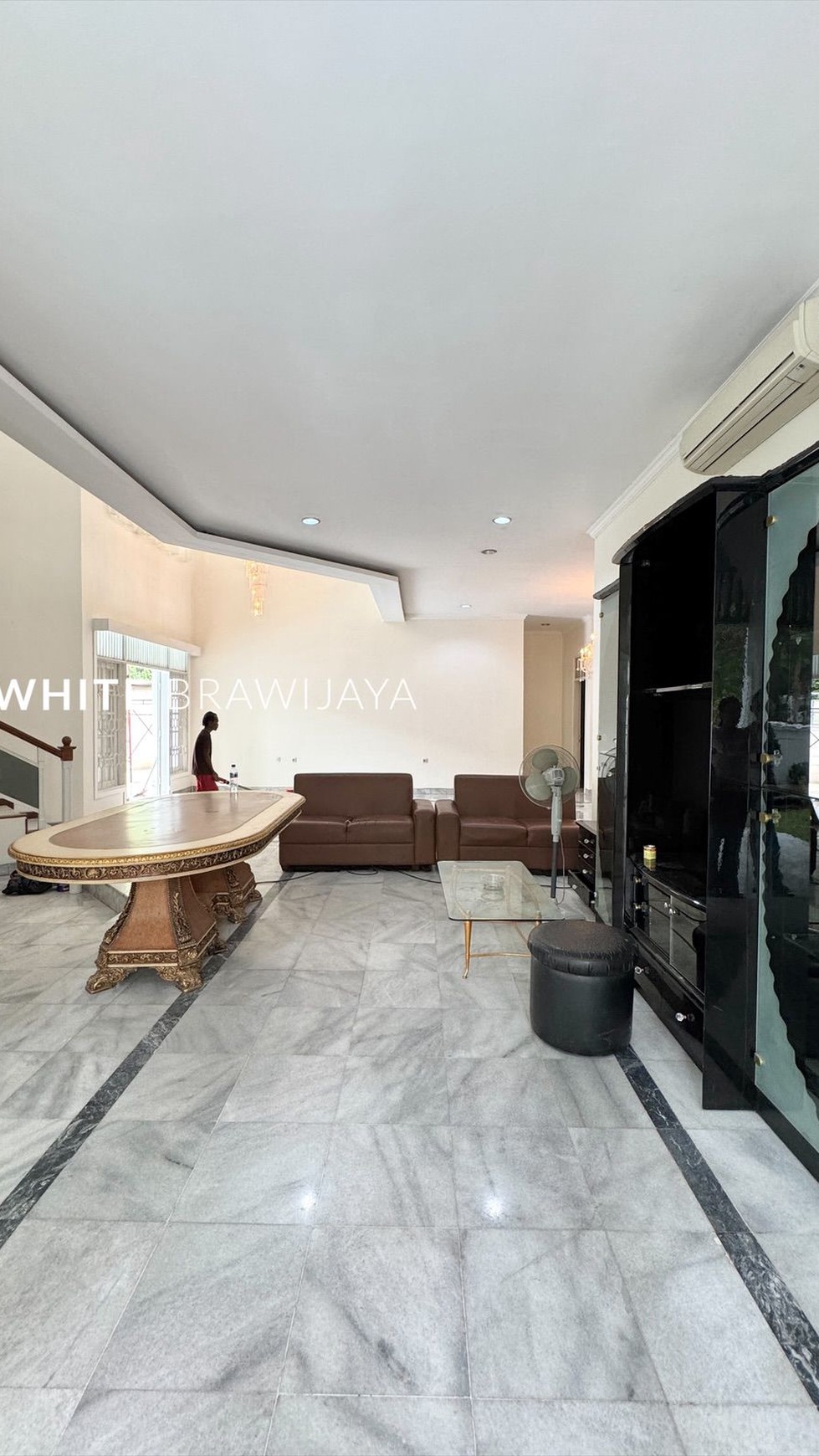 Rumah Hitung Tanah Area Cipete