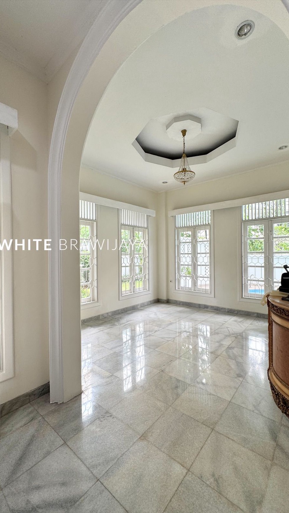 Rumah Hitung Tanah Area Cipete