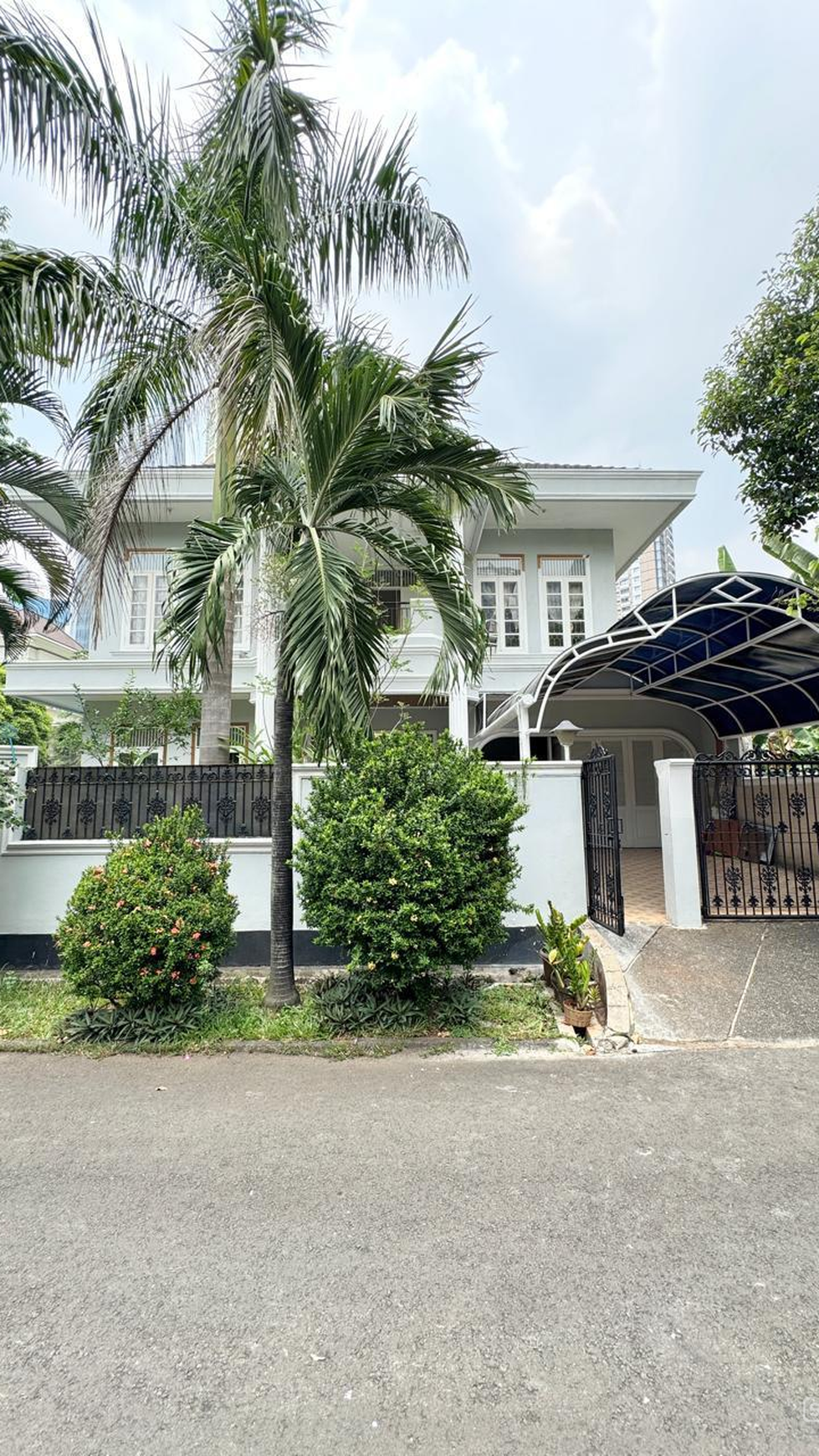 Rumah Hitung Tanah Area Cipete