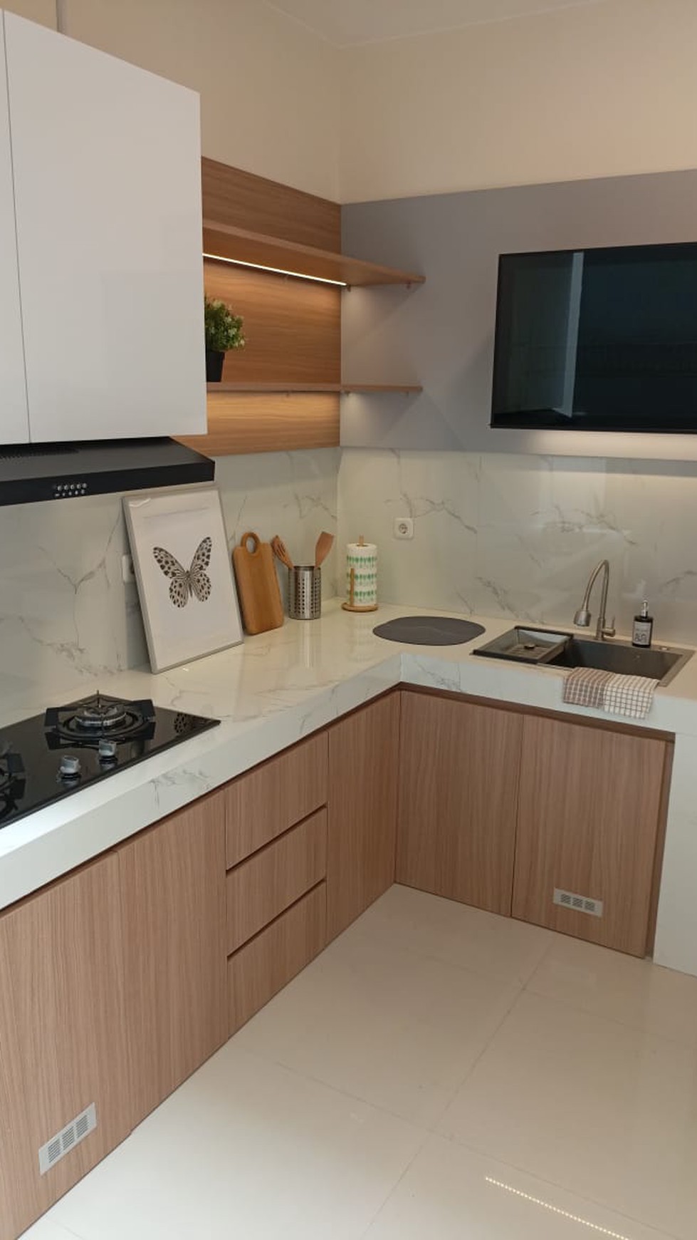 Rumah Hitung Tanah Area Cipete