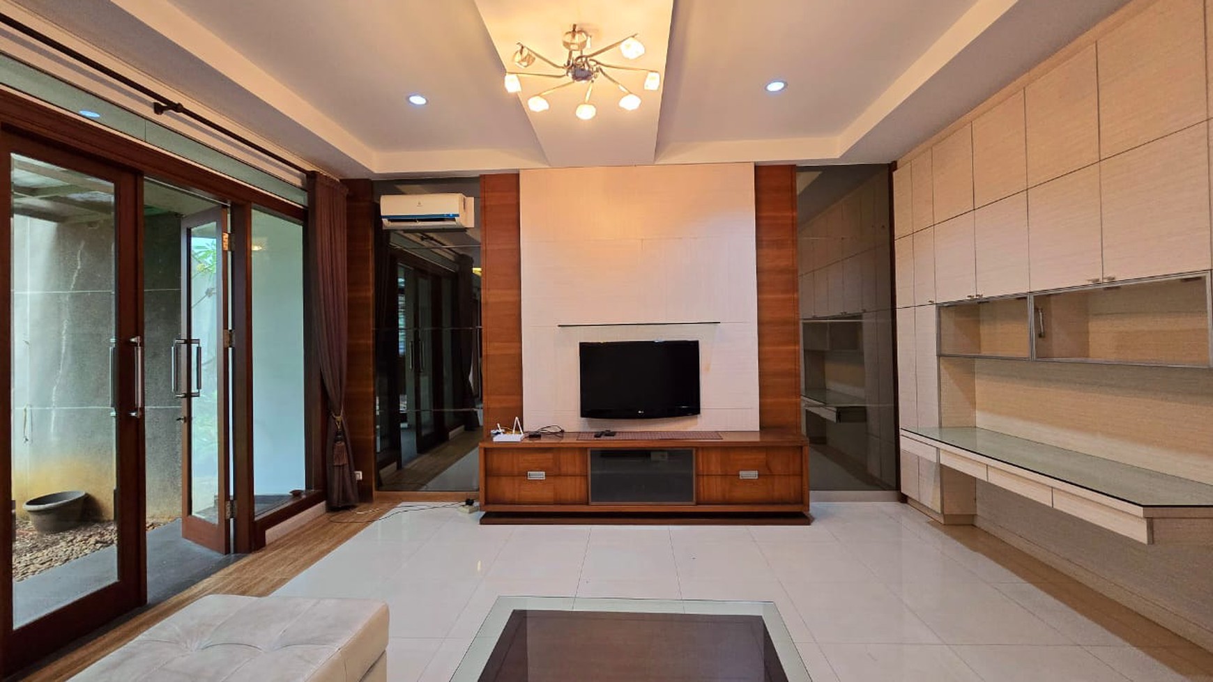 Rumah Bagus Di Graha Taman Bintaro Jaya Sektor 9