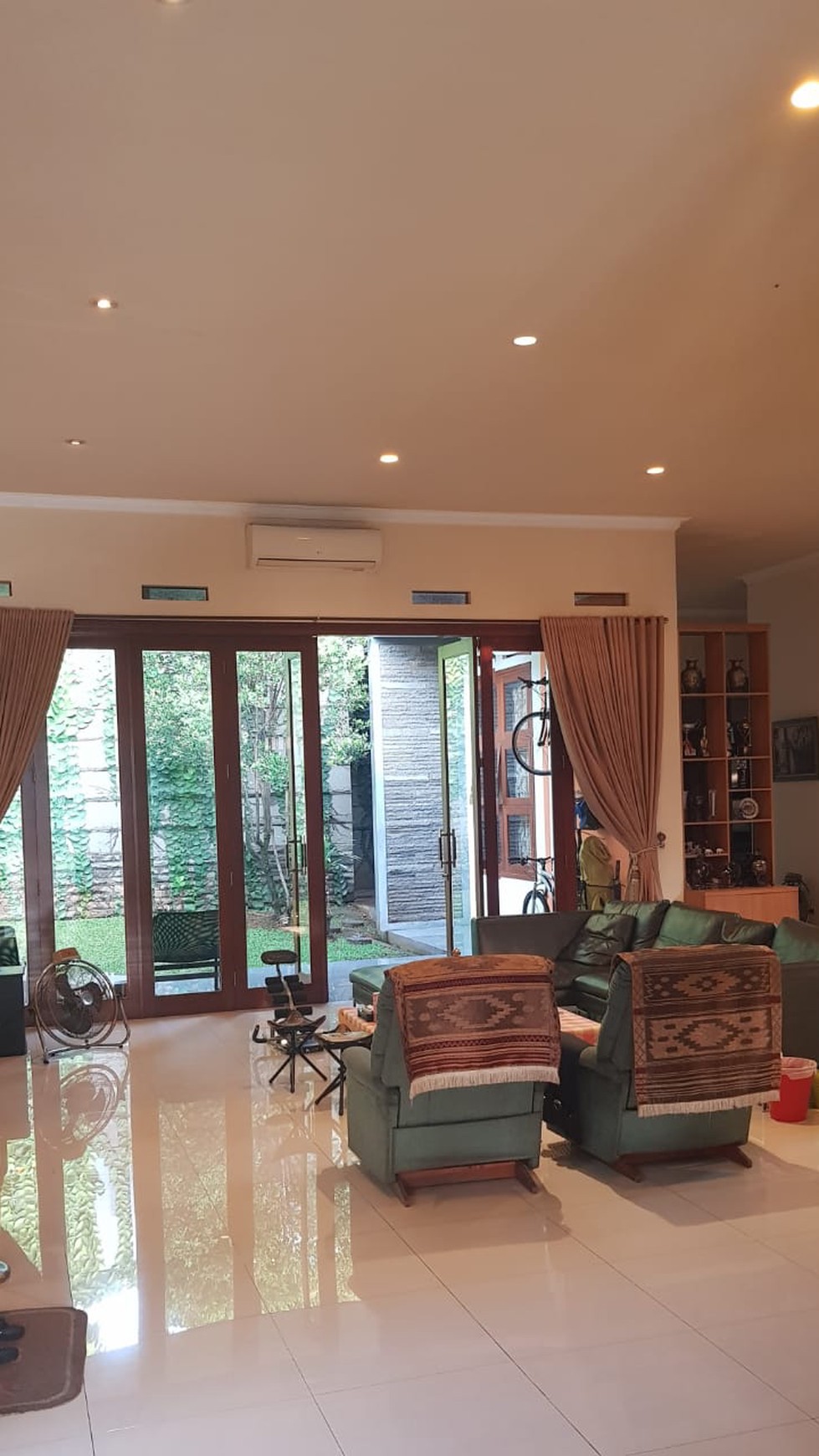 Dijual Rumah Cantik di Bintaro Jaya Sektor 9 dan Hunian Nyaman