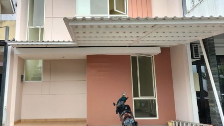 Rumah Dalam Cluster Siap Huni dan Terawat @Urbana Place
