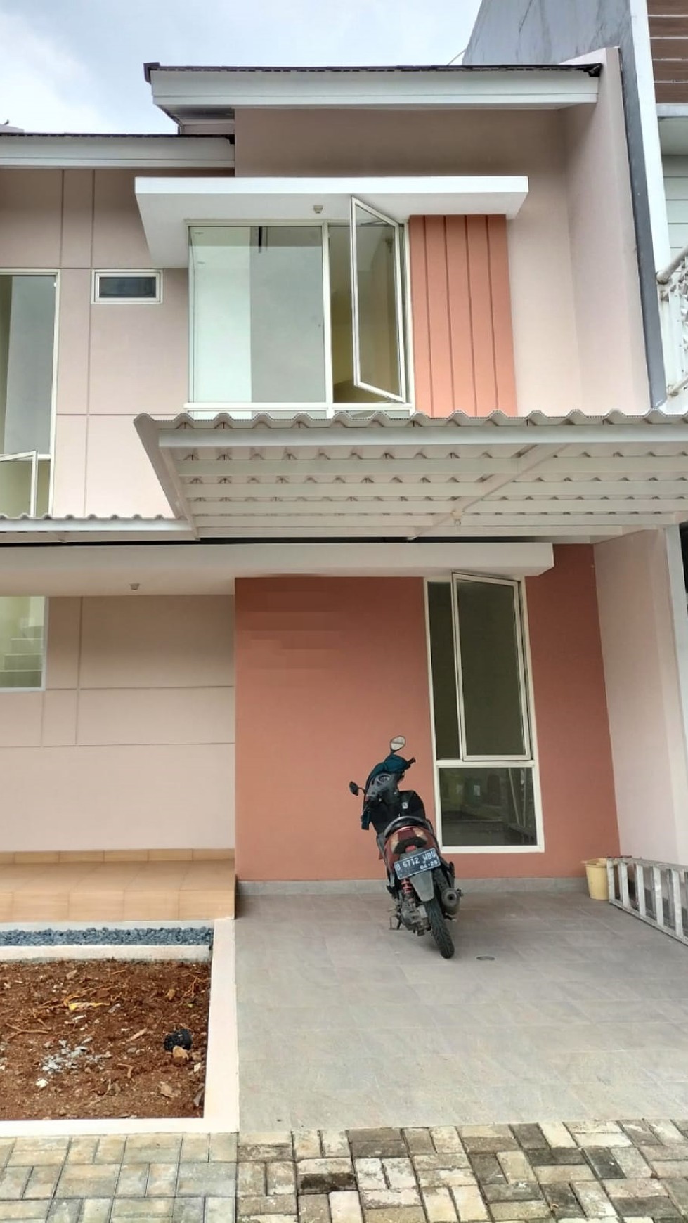 Rumah Dalam Cluster Siap Huni dan Terawat @Urbana Place, Ciputat