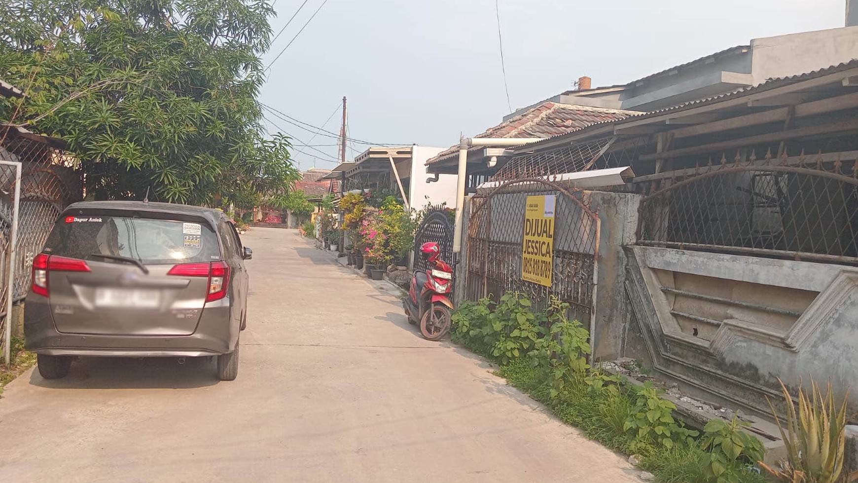 Rumah Jl Apel, Harapan Indah, Bekasi