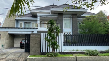 RUMAH MEWAH Include Perabot Siap Huni Bangunan Terawat Surabaya Timur