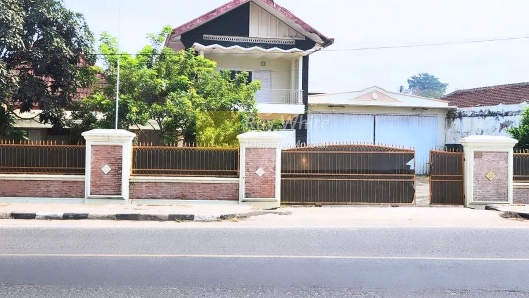 DIJUAL RUMAH 2 LANTAI  DI SUKARAME