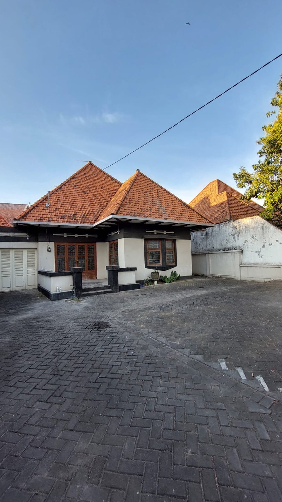 Dijual Rumah Pusat Kota di Jl Citandui Surabaya 