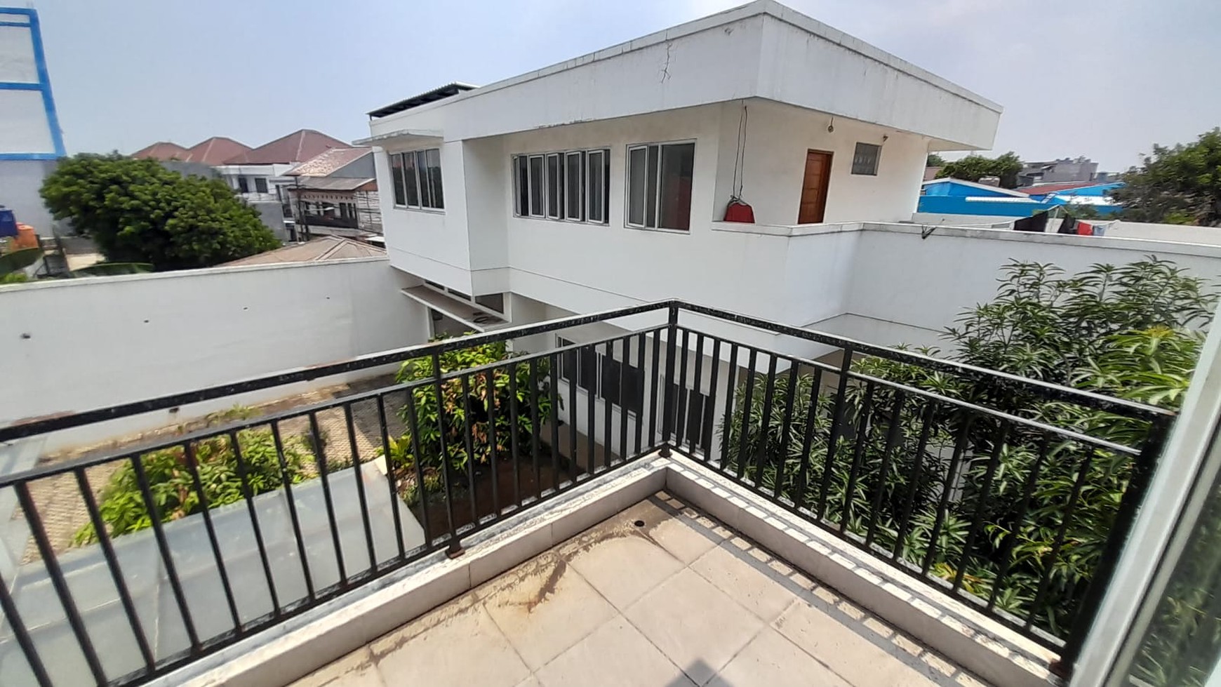 DIJUAL Rumah Semi Furnished