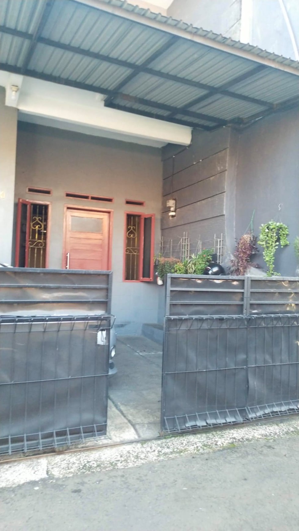 Di jual Rumah Di Sarijadi