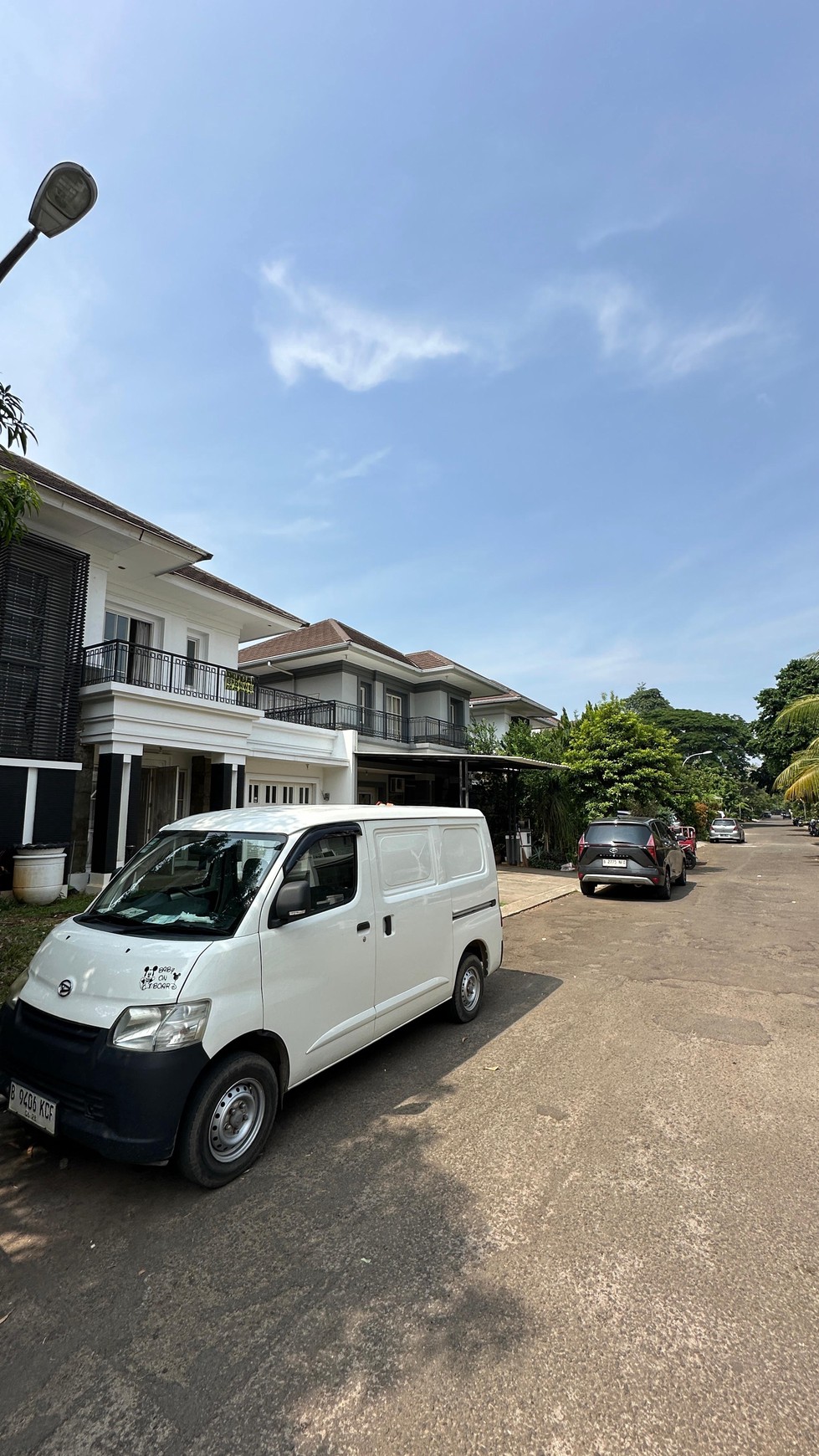 Rumah 2 lantai di Sutera Olivia, Alam Sutera, Serpong, Tangerang