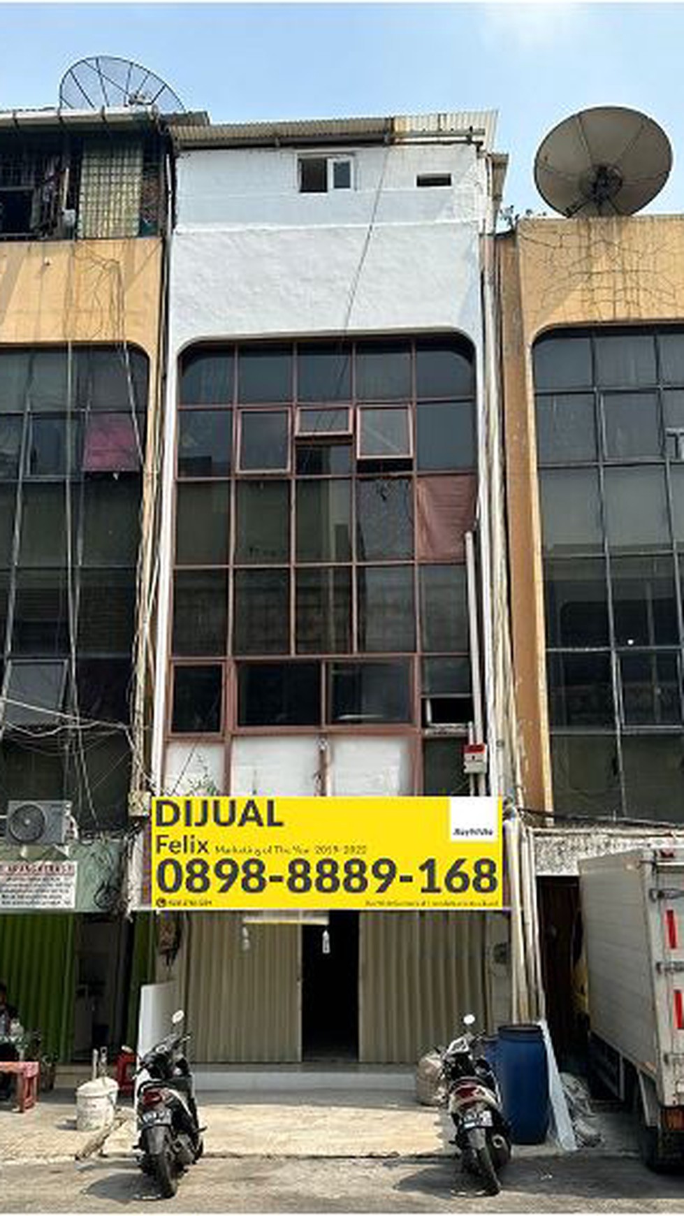 Dijual Ruko Strategis di Roxy, Jakarta Pusat - Investasi Potensial di Lokasi Premium