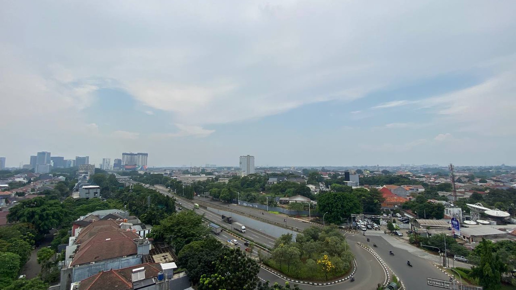 Rumah Hitung Tanah Area Cipete