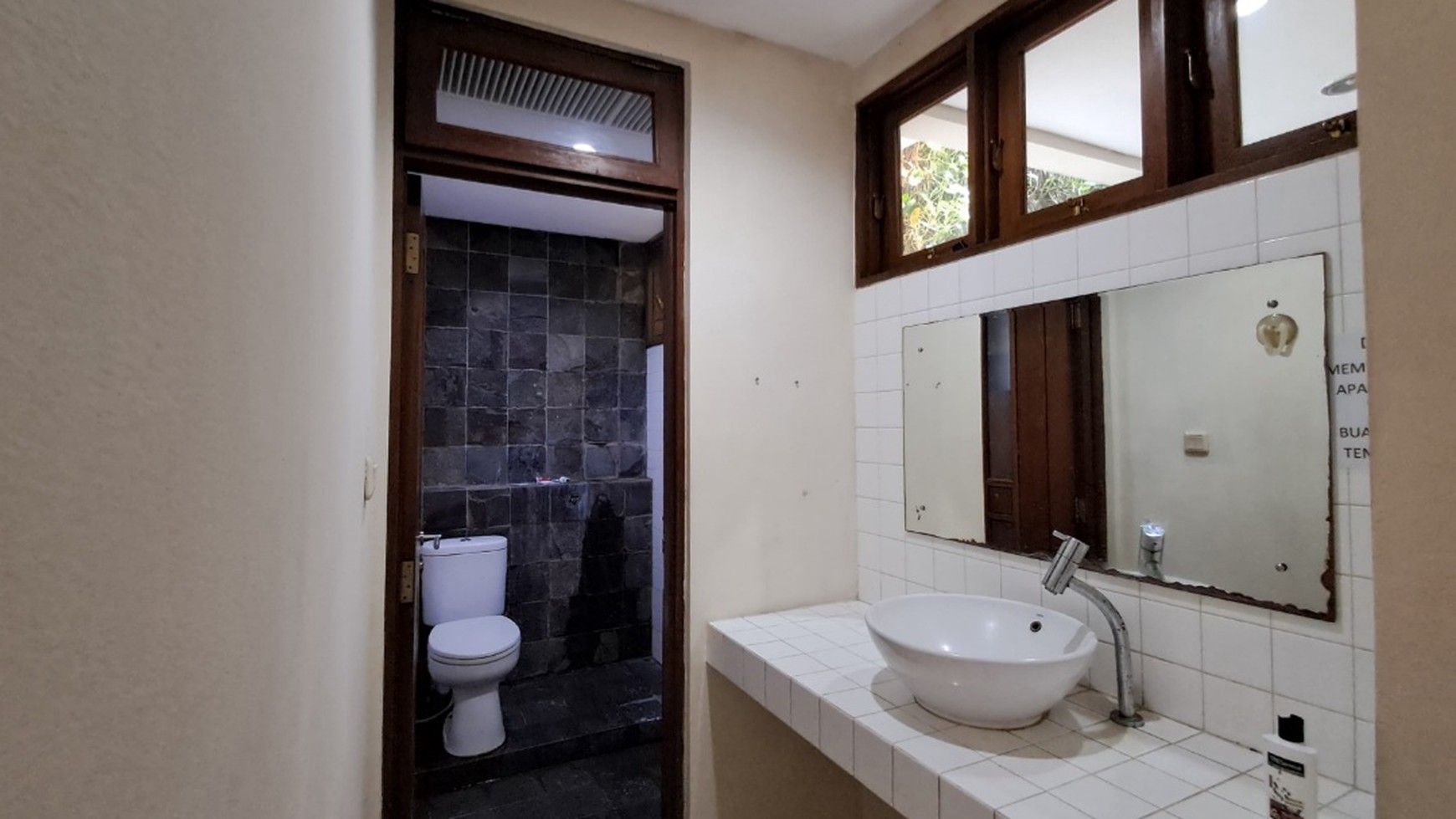 Rumah Hitung Tanah Area Cipete