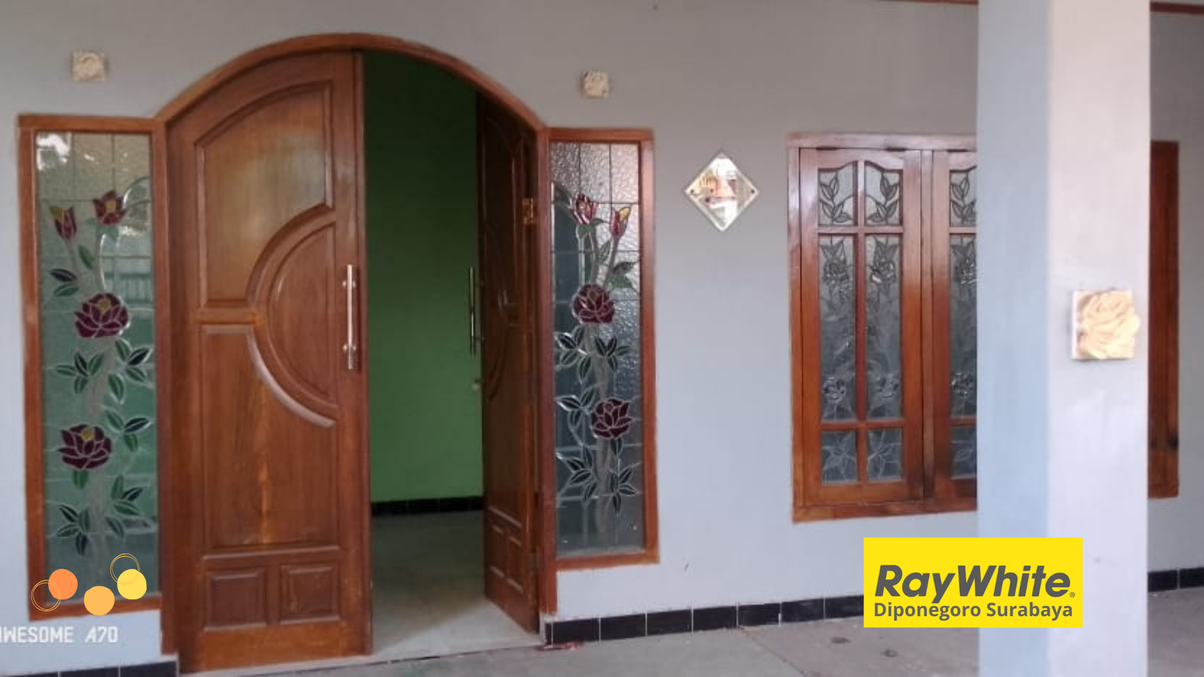 DIJUAL CEPAT! Rumah di Jalan Petemon, Surabaya - Manfaatkan Kesempatan Ini Sebelum Harga Naik