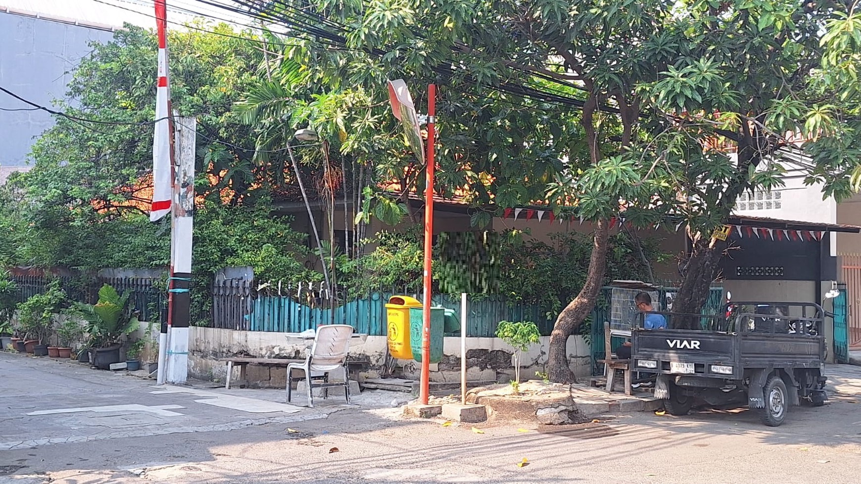 Rumah 1 lantai Hoek hitung tanah, Lokasi Ok di Kelapa Gading Permai