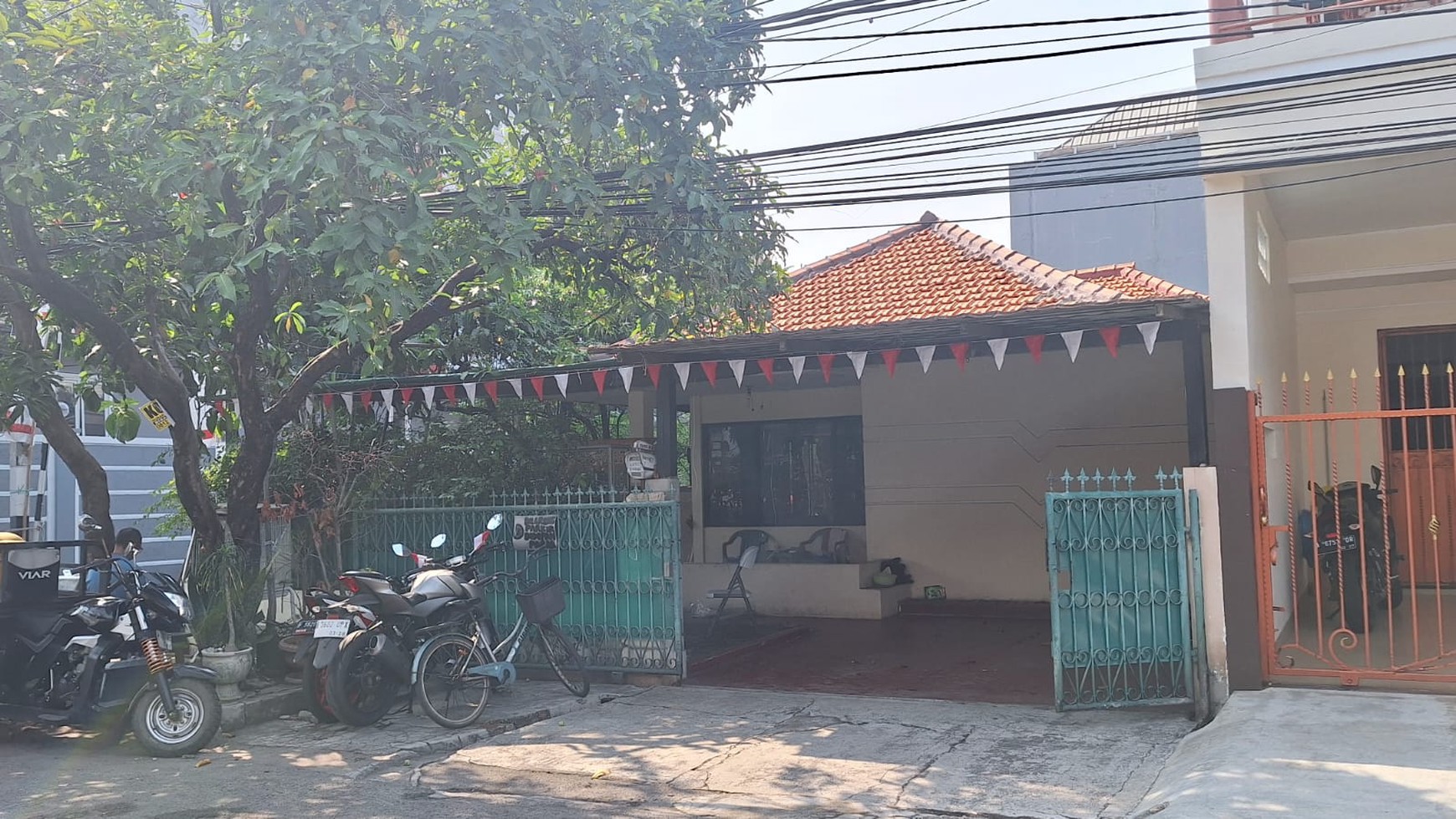 Rumah 1 lantai Hoek hitung tanah, Lokasi Ok di Kelapa Gading Permai