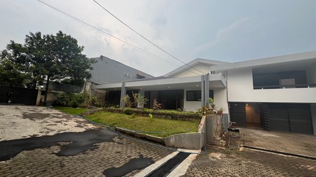 Disewakan Rumah Bagus untuk Usaha Kantor/Komersial