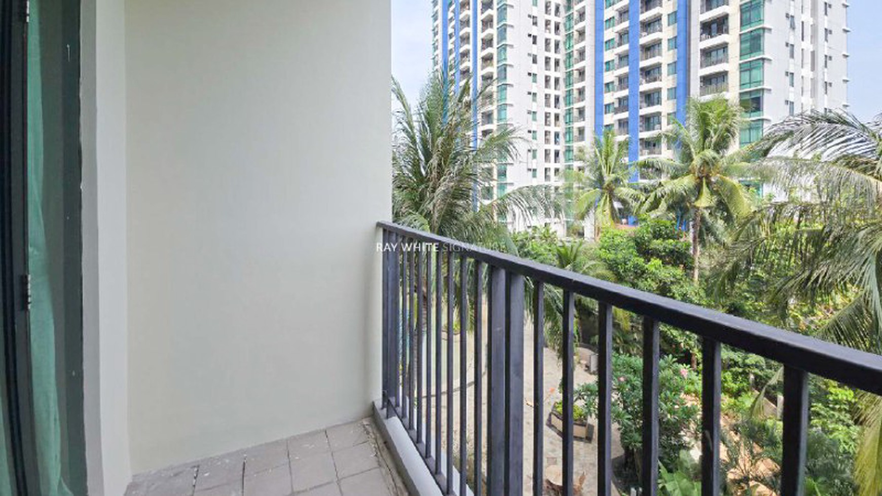 Unit di Apartemen Hampton's Park Lantai 5 - 2 Bedrooms